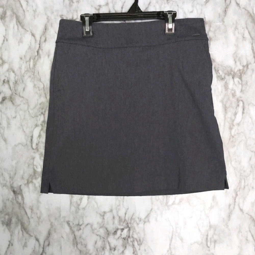 SC & Co. Gray Skirt with Pockets size 4